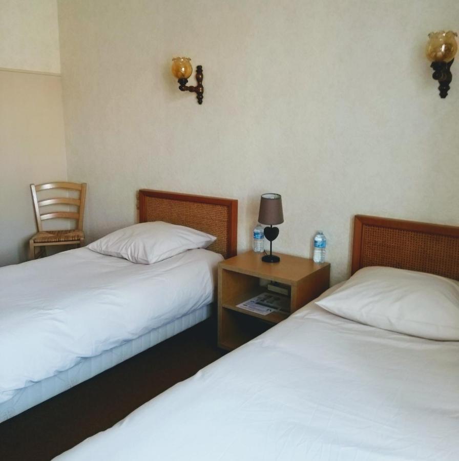 Le Soleil D'Or Hotel Vimoutiers Екстериор снимка