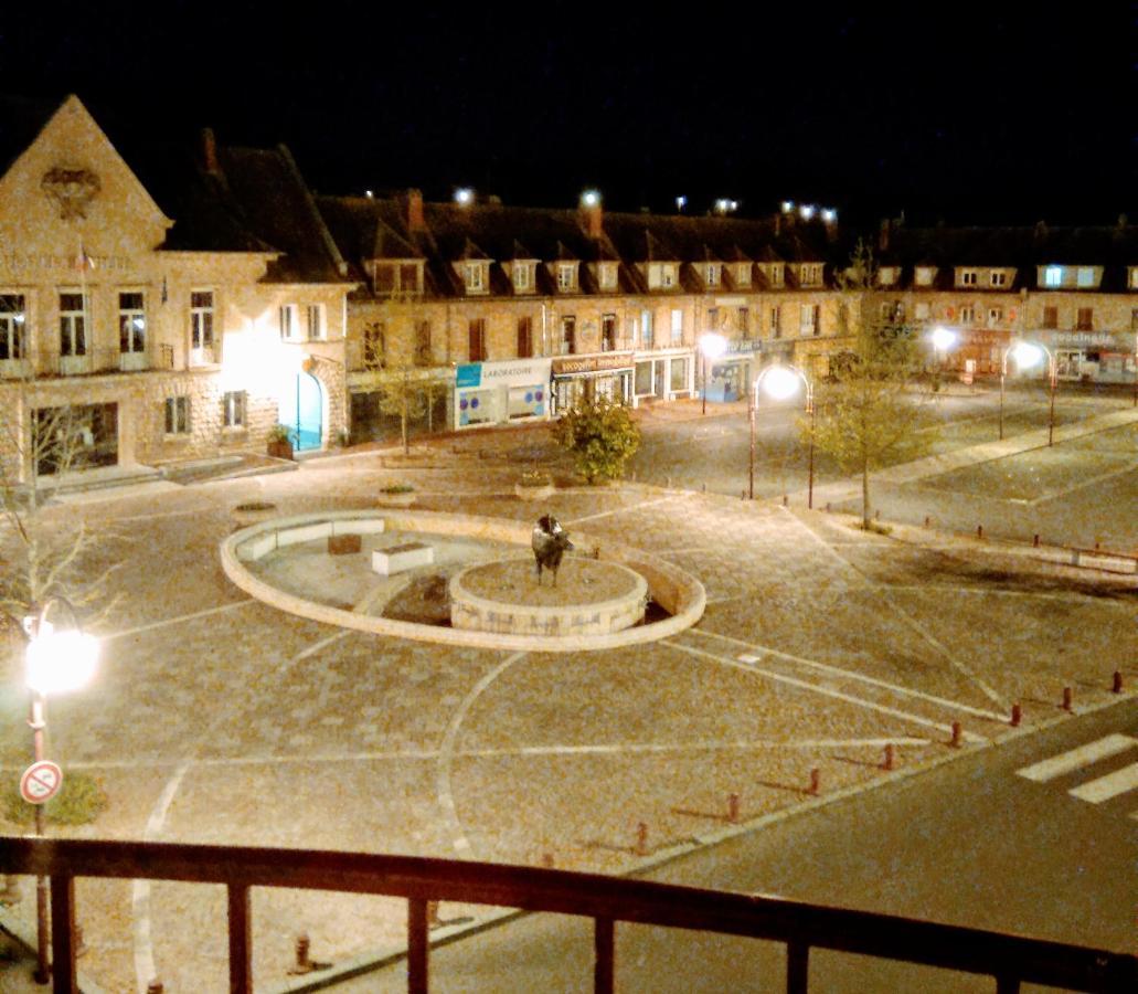 Le Soleil D'Or Hotel Vimoutiers Екстериор снимка